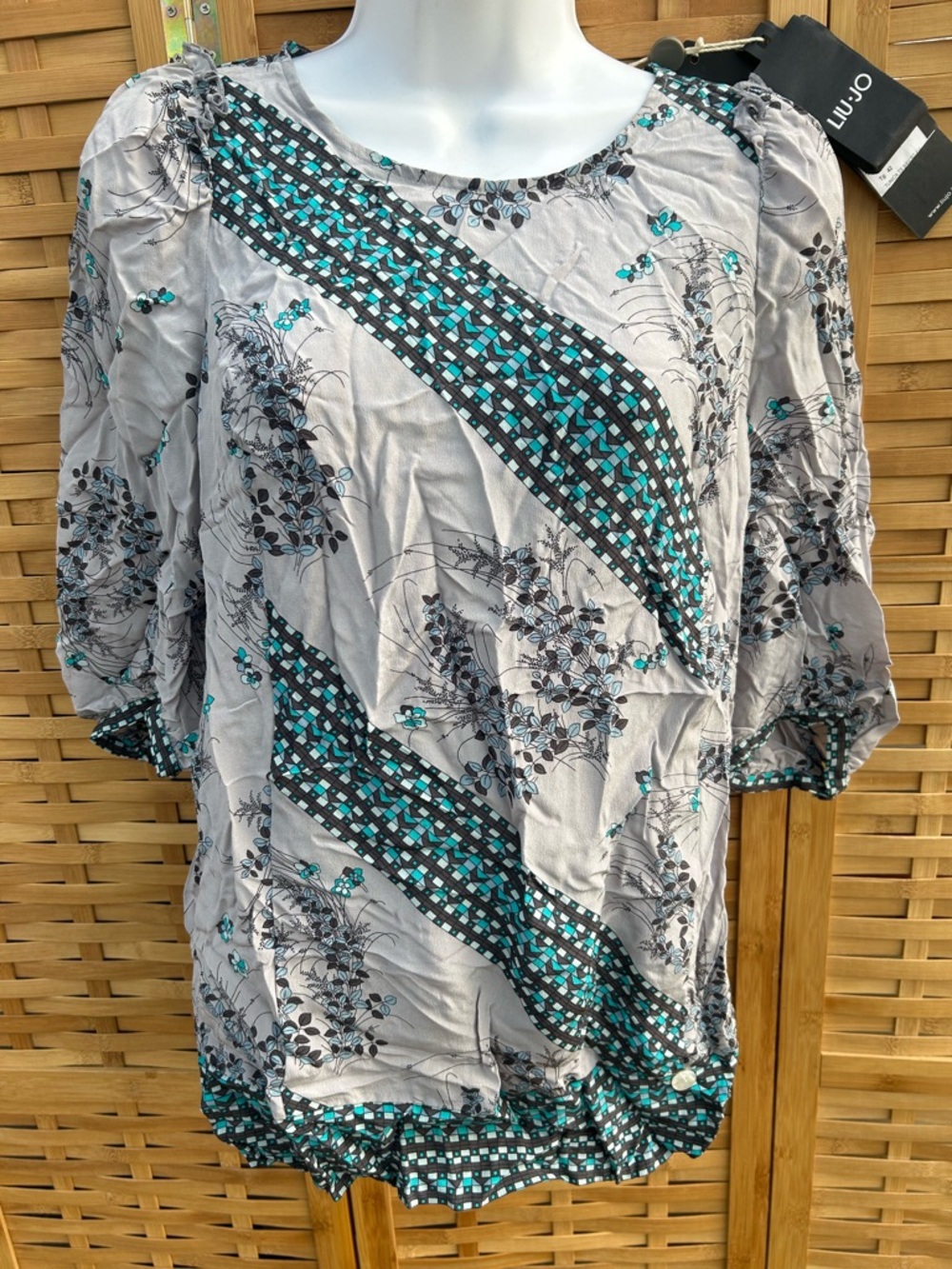 🔥3/$8- Liu Jo Gray Tunic with Teal & Black Floral Accents